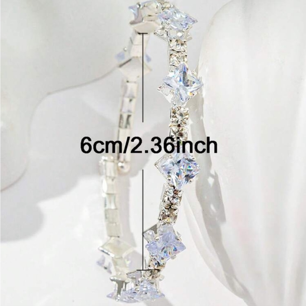 ⚠️Clearance Elegant Silver Crystal Hoop Bracelet - Picture 3 of 3